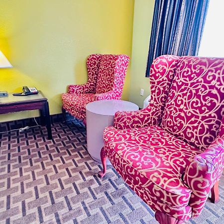 American Inn Princeton Bagian luar foto